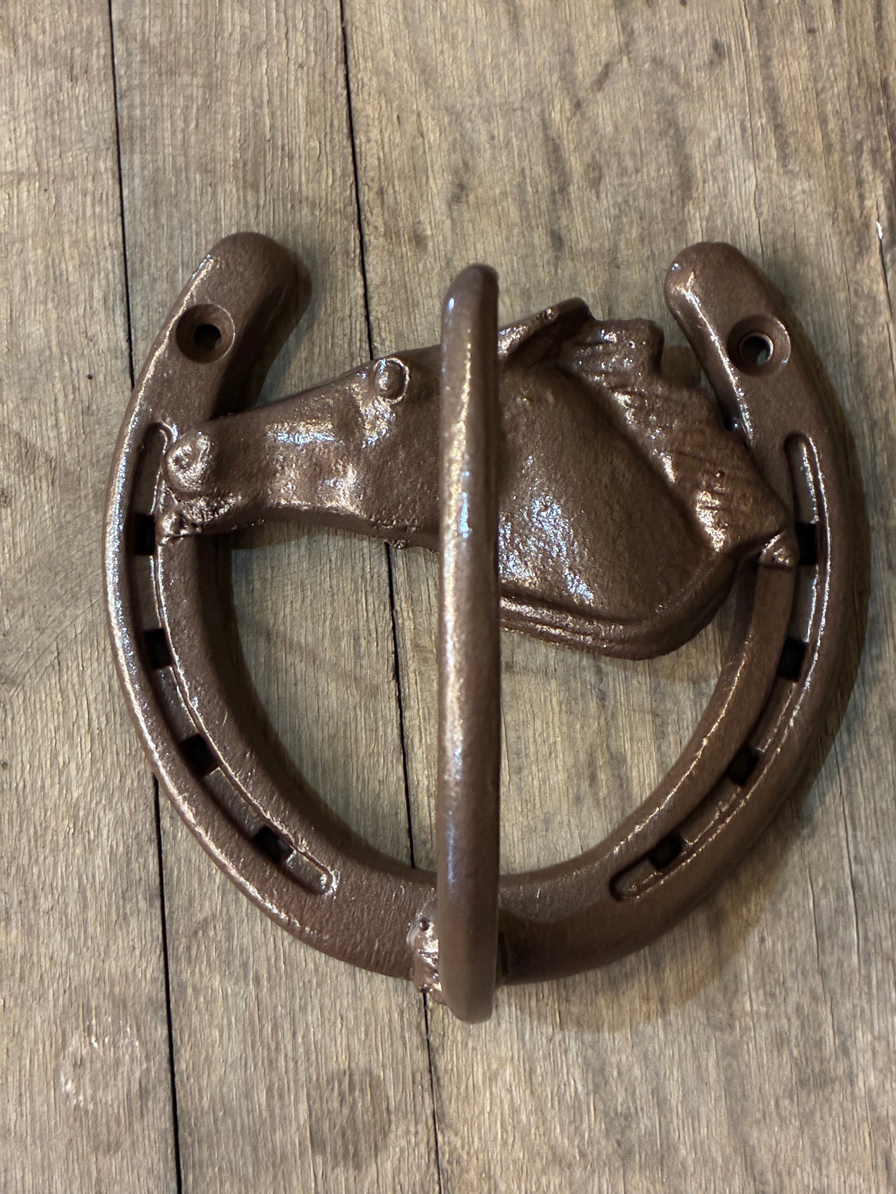 Horseshoe Hook with Horse Head